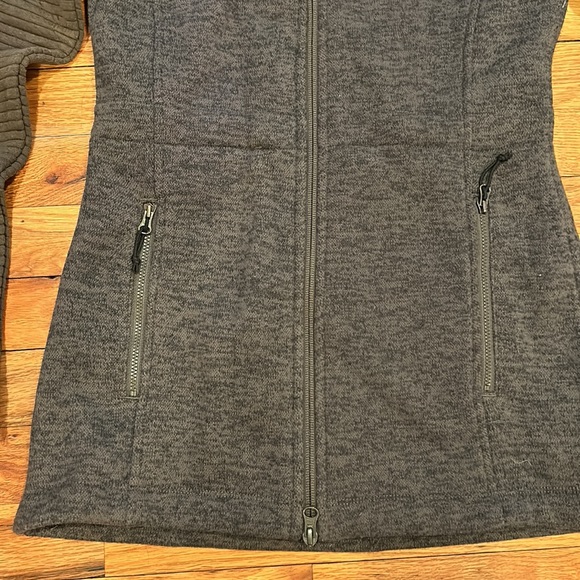 North face sweatshirt material zip up jacket - Picture 2 of 4
